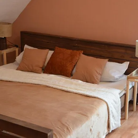 Pension Luebeck Hotel *