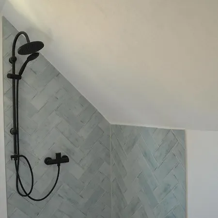 Hotel Pension Luebeck Lubeka