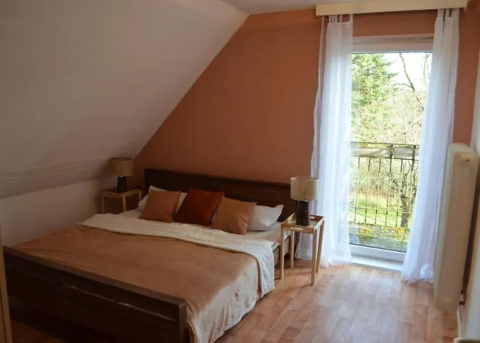 Pension Luebeck Hotel *